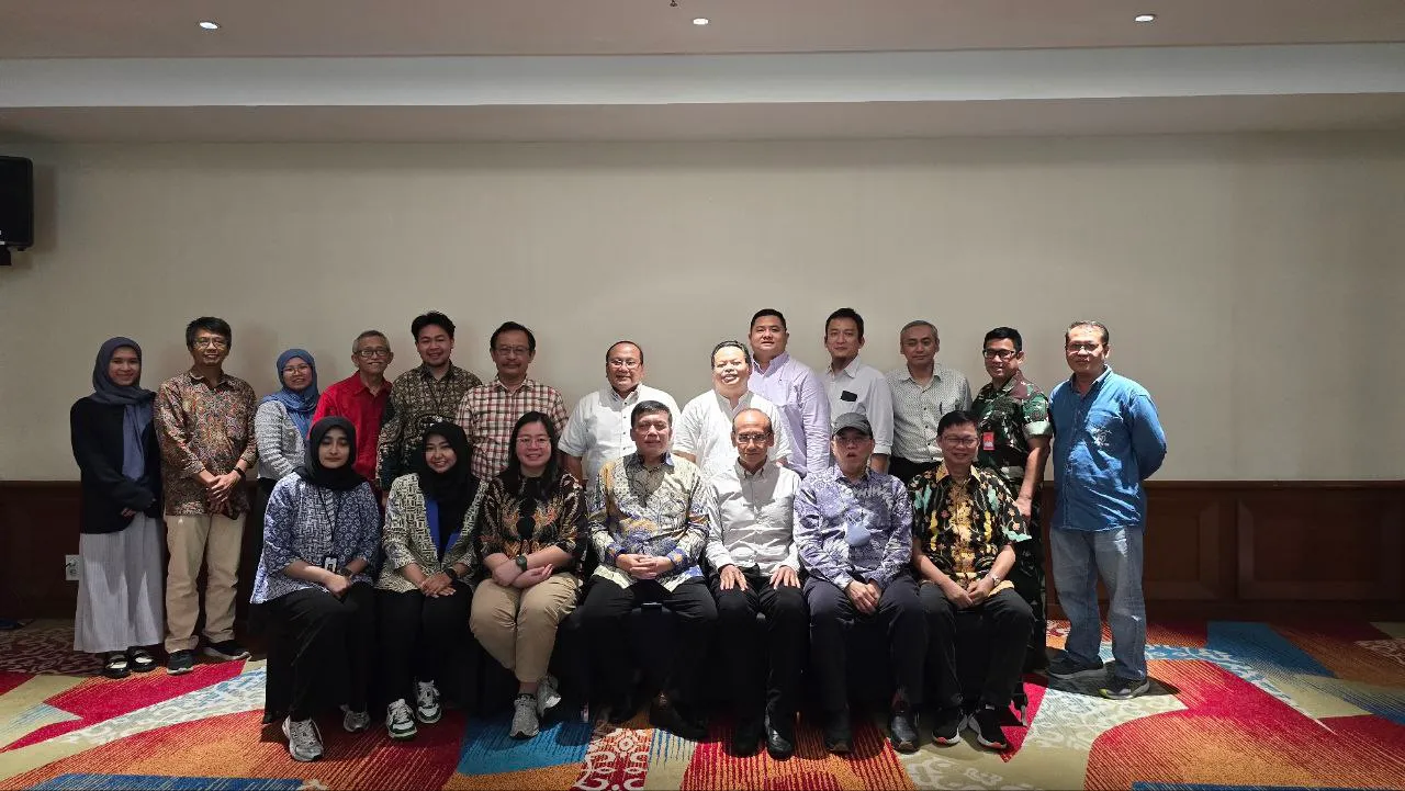 Anggota Forum Multi Stakeholder (FMS) bersama Dewan Pengurus PANDI dan perwakilan Komdigi menghadiri Rapat Pleno FMS Kuartal I yang diselenggarakan di Jakarta pada (25/04/2025)